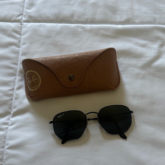 Ray-Ban Black Sunglasses with Tan Case